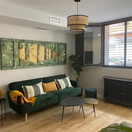 Apartment Urban Pulses Buhaira Seville